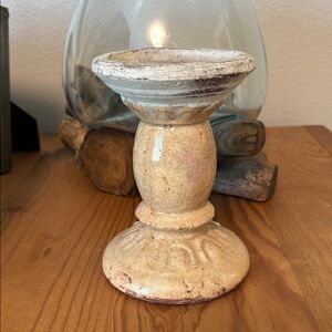 Candle holder heavy ceramic pale yellow